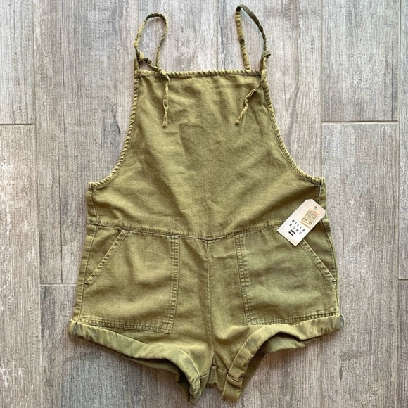 π₯π₯BILLABONG - SALT PLAYSUITπ₯π₯ - Picture 3 of 8